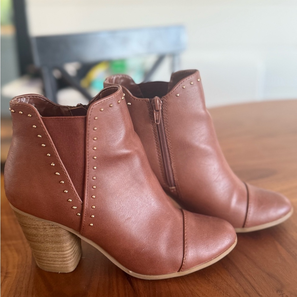 LC Lauren Conrad Studded Tan Ankle Booties